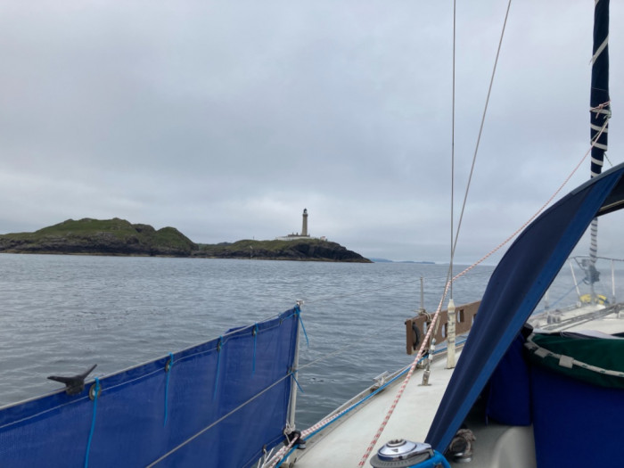 Coming up to Ardnamurchan Lighthouse.